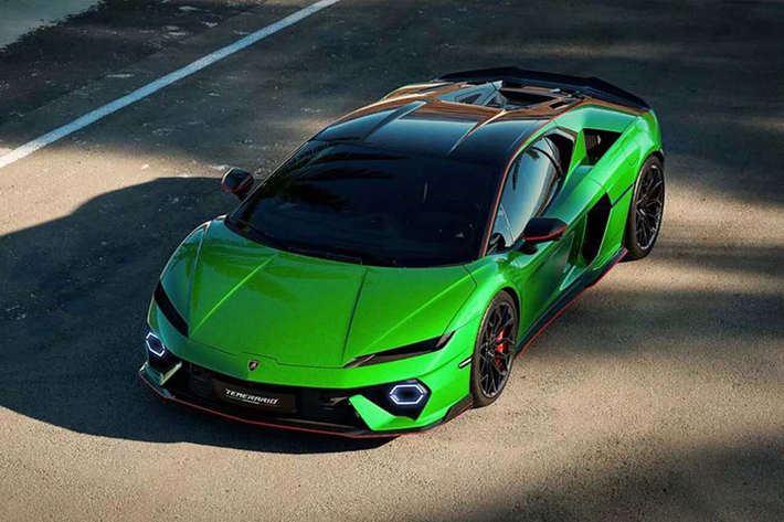 “Một con số bốn chữ số có thể có đối với động cơ,” Mohr nói với Top Gear ám chỉ công suất của các phiên bản tiếp theo có thể trên 1.000 mã lực. “Chúng tôi có thể thực hiện một bước tiến lớn, điều đó là rõ ràng.”