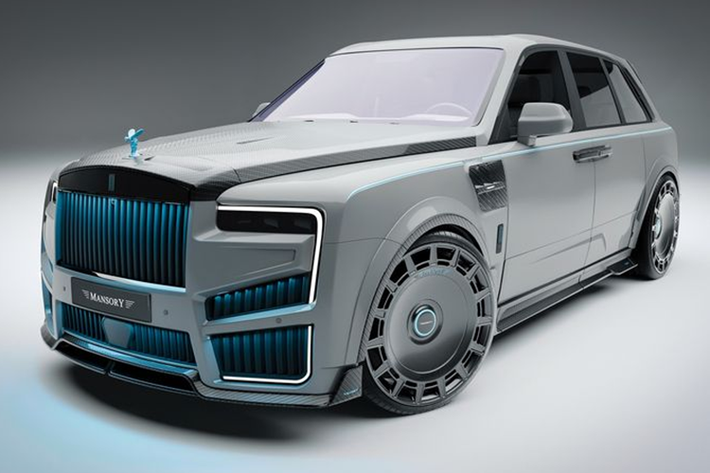 Hãng độ tới từ Đức Mansory là cái tên đã không còn quá xa lạ đối với giới mê xe trên khắp thế giới. Mới đây, công ty này lại một lần nữa thu hút sự chú ý của giới hâm mộ khi tung ra một bản độ mới dựa trên dòng SUV siêu sang Rolls-Royce Cullinan Series II 2025 mới.