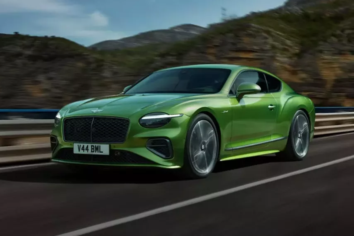 Và chỉ chưa đầy 5 tháng sau đó, 1 chiếc coupe siêu sang Bentley Continental GT 2025 thế hệ mới đã xuất hiện tại thị trường Việt Nam, theo thông tin tìm hiểu, xe được nhập khẩu chính hãng và có giá bán từ 20 tỷ đồng, chưa bao gồm thêm các tùy chọn.