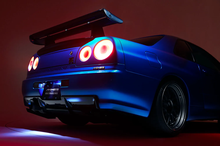 Được biết, mỗi chiếc xe mất một năm để chế tạo và giá xe Nissan R34 Skyline GT tiền độ mức khởi điểm là 450.000 USD (khoảng hơn 1 tỷ đồng) và con số đó không bao gồm giá bán cho một chiếc xe nguyên bản.