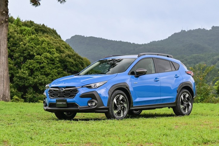 Ngoài ra, Subaru Crosstrek 2025 phiên bản Premium còn sở hữu hệ thống X-Mode mới với các cài đặt Snow/Dirt và Deep Snow/Mud nhằm tối ưu hóa hiệu suất vận hành trong những điều kiện thời tiết xấu hoặc trên đường khó.