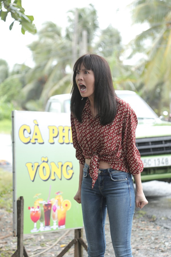 Sau vai diễn không mấy ấn tượng trong "Vòng eo 56", Ngọc Trinh phải tham gia một khóa học diễn xuất trước khi tái xuất phim ảnh. Chân dài Venus tự tin vào khả năng chọc cười người khác của mình.