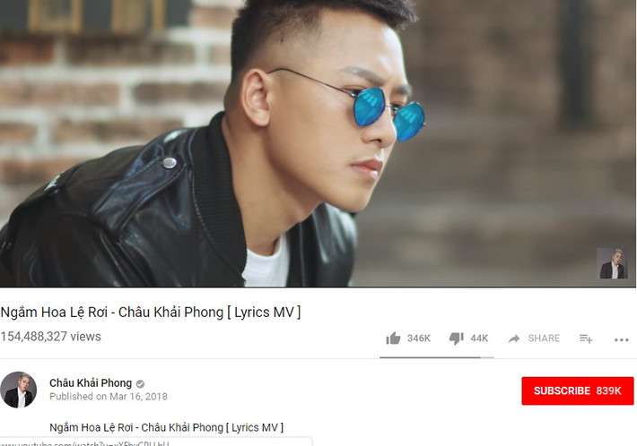 Ra mắt hôm 16/3, "Ngắm hoa lệ rơi" của Châu Khải Phong lan tỏa mạnh mẽ nhờ hàng chục bản cover trên mạng và ồn ào chuyện bản quyền liên quan đến "hiện tượng livestream" Hoa Vinh. Sau 3 tháng, MV của giọng ca xứ Nghệ lọt top những MV chạm mốc 100 triệu view nhanh nhất trên Youtube Việt Nam. Tính tới thời điểm hiện tại, MV này đã vượt mốc 150 triệu view.