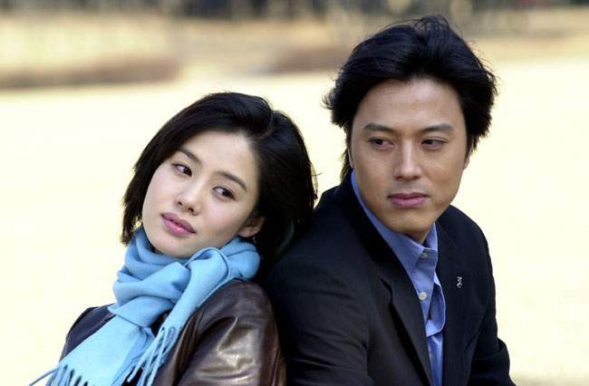 Cách đây gần 10 năm, tài tử xứ Hàn Han Jae Suk là gương mặt nổi đám trên màn ảnh châu Á. Vai diễn Jang Jae Hyuk trong "Giày thủy tinh" giúp tên tuổi của nam diễn viên vang xa.