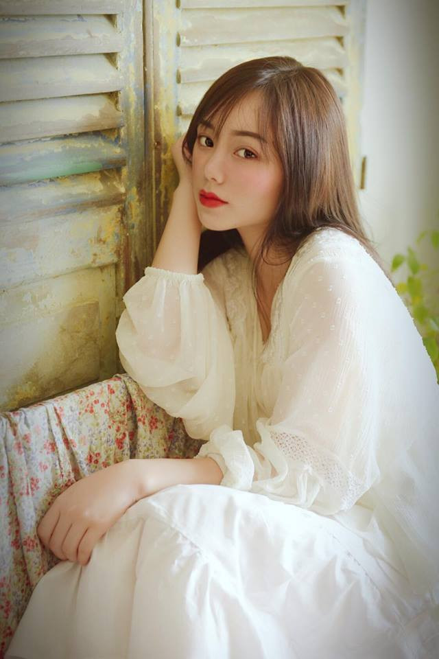 Lợi thế về mặt ngoại hình cùng lối diễn xuất tự nhiên khiến nữ diễn viên đang dần khẳng định được năng lực của mình trong nghiệp diễn.