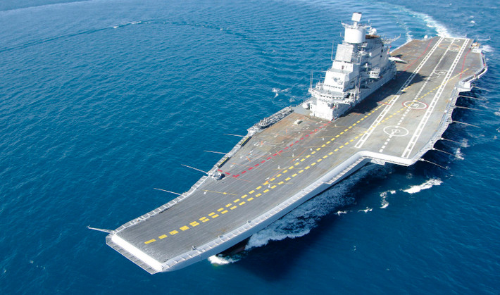Liên Xô đã chế tạo và đưa vào hoạt động tổng cộng 4 tàu sân bay lớp Kiev. Hai chiếc đầu tiên được bán cho Trung Quốc làm bảo tàng, còn chiếc thứ ba bị tháo dỡ. Tàu thứ tư, Đô đốc Gorshkov, đã được bán cho Hải quân Ấn Độ vào năm 2004 và sau nhiều năm sửa chữa, hiện đang phục vụ trong hải quân Ấn Độ với tên gọi INS Vikramaditya.