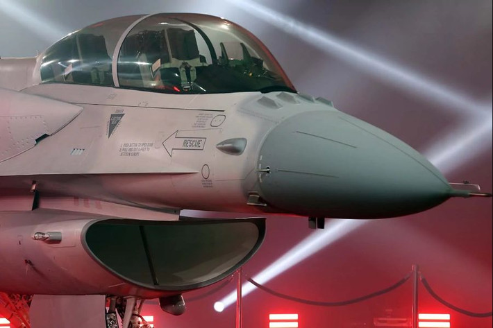 Viper Shield AN/ALQ-257 được thiết kế với ít thành phần hơn các hệ thống tương tự thế hệ trước. Điều này không chỉ giúp hệ thống nhỏ gọn hơn và giảm trọng lượng, mà còn hạn chế được những lần phải bảo dưỡng, bảo trì, cũng như tiết kiệm chi phí hoạt động của hệ thống.