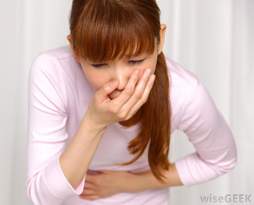 Buồn nôn. Chóng mặt, buồn nôn cũng là một dấu hiệu của một cơn đột quỵ. Thậm chí, bệnh nhân còn có thể nôn rất nhiều .