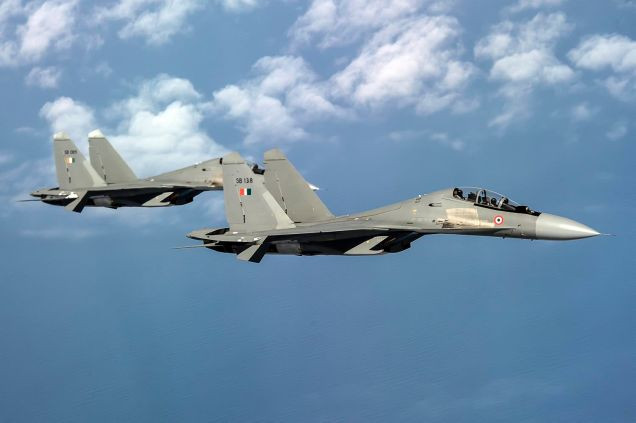 Còn tại phần thi giao đấu giữa 2 chiến đấu cơ Su-30MKI với 1 chiếc Typhoon và ngược lại, Không quân Ấn Độ cũng giành thế thượng phong.