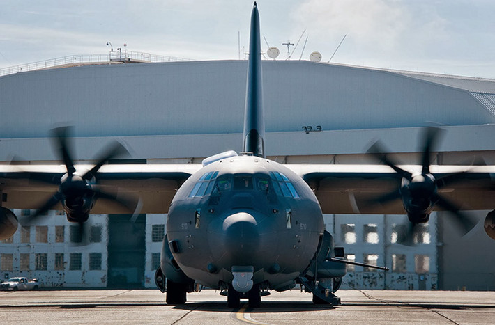 Theo tạp chí quân sự Jane’s cho hay, AFSOC vừa tiếp nhận chiếc máy bay cường kích AC-130J đầu tiên vào cuối tháng 7 vừa rồi trong tổng số 37 chiếc mà Không quân Mỹ đã đặt mua dành cho các hoạt động tác chiến đặc biệt của nước này.