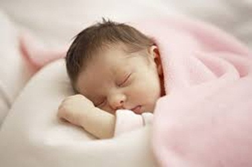 Hệ miễn dịch yếu. Khi con ngủ ở chế độ đèn sáng, cơ thể sẽ không sản sinh ra được các loại kháng thể chống virus chống lại bệnh tật.