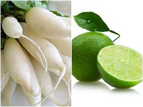 Trị mụn đầu đen. Chỉ cần 1 trái chanh và 1 củ cải trắng bạn có thể loại trừ mụn đầu đen dễ dàng. Dùng hai loại quả này ép lấy nước và dùng hỗn hợp này thoa lên mặt để trong 10 phút cho khô rồi rửa lại. Ảnh: Tritannhang.