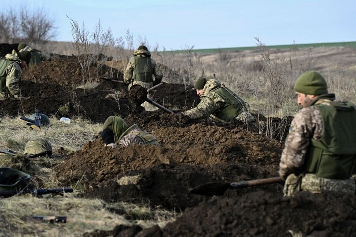 Ngoài ra, một vấn đề nghiêm trọng khác mà Quân đội Ukraine phải đối mặt là làm thế nào để nâng cao chất lượng đào tạo quân nhân, chủ yếu là các đơn vị bộ binh, để họ có thể phát huy tối đa tiềm năng của trang thiết bị quân sự và vũ khí phương Tây. Ảnh: Reddit.
