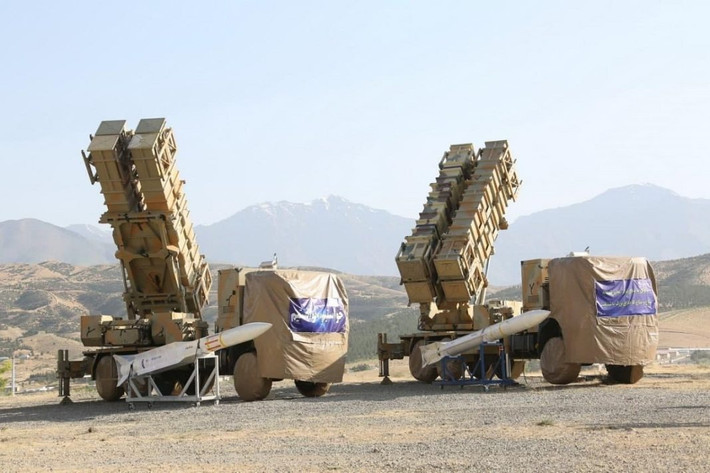 Các hệ thống vũ khí của Nga và Iran sẽ được triển khai để bảo vệ các cơ sở quan trọng. Chúng có khả năng ngăn chặn các cuộc tấn công phủ đầu và làm tăng đáng kể chi phí cũng như độ phức tạp của bất kỳ chiến dịch quân sự nào chống lại Iran.