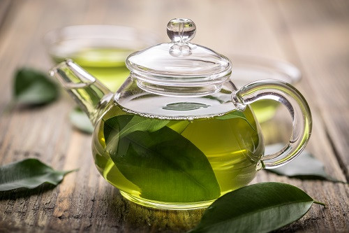 Trà xanh không chỉ làm tăng sự trao đổi chất của bạn mà còn chứa chất chống oxy hóa mạnh và có tác dụng như một chất giảm béo. Ảnh: khoahocdoisong.