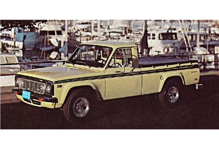 Mazda Rotary Pickup Mazda đã rất tự hào về động cơ xoay sáng tạo của họ. Trên thực tế, họ đã tự hào tới mức nhét một động cơ xoay vào một mẫu bán tải và đặt tên Rotary Pickup một cách sáng tạo. Với vòng quay cao, mô-men xoắn thấp, các động cơ xoay đi ngược lại những gì mà bạn mong muốn tở một mẫu bán tải. Không cần phải nói, Mazda đã bỏ rơi mẫu concept này chỉ sau một vài năm.