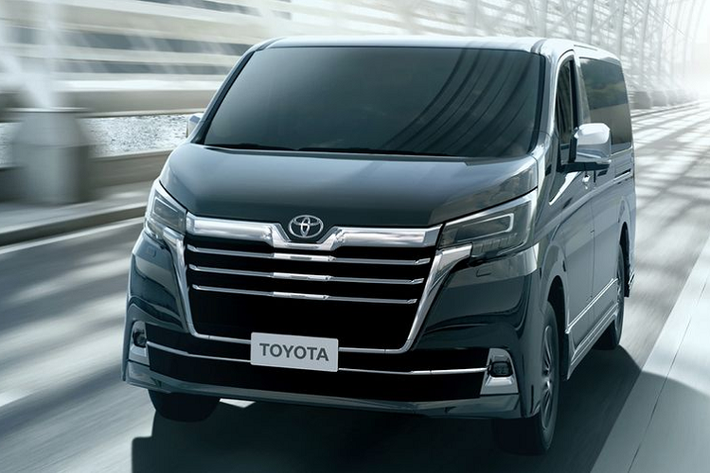 Mẫu xe van thương mại hạng nhẹ Toyota Hiace thế hệ mới đã chính thức trình làng tại Philippines vào hồi tháng 2/2019. Toyota Hiace 2019 hiện đang được phân phối chính hãng tại Thái Lan dưới cái tên Commuter. Trong khi đó, Toyota Granvia 2019 mới tại Thái Lan lại được gọi bằng cái tên Ventury.
