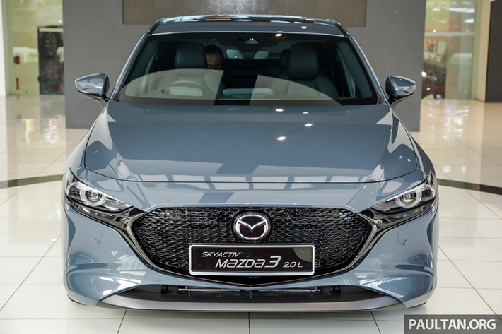 Giá xe Mazda3 2019 từ 34.000 USD (khoảng 792 triệu đồng) tại thị trường Malaysia và sẽ được bán ra từ ngày 17/7. Kết hợp với những tin đồn trước đây, thời gian mẫu xe hạng C được mong đợi nhất hiện nay về Việt Nam đang cận kề.