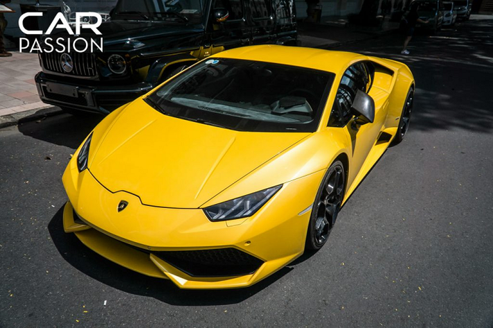 Siêu xe Lamborghini Huracan này là một trong những chiếc Huracan đầu tiên về Việt Nam vào năm 2015. Trước đây, chiếc xe từng định cư tại TP HCM với biển số đẹp 68888 trước khi được bán về Nha Trang vào giữa năm ngoái.