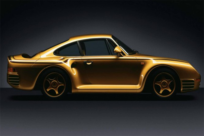 Năm nay, Porsche Exclusive đã kỷ niệm 33 năm kể từ khi chính thức bắt đầu chế tạo những chiếc xe được thiết kế riêng cho những khách hàng giàu có. Tuy nhiên, ngay cả trước khi thành lập bộ phận xe bespoke của mình, hãng xe thể thao Đức cũng đã bắt đầu tạo ra một số chiếc xe Porsche độc bản dành cho những người mua có nhu cầu sở hữu những chiếc xe mang dấu ấn cá nhân mình.