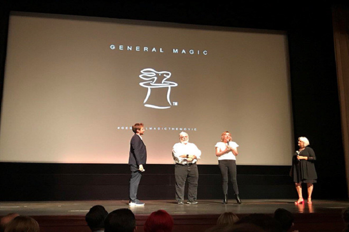 Andy sau đó gia nhập General Magic, một công ty được thành lập bởi các cựu thành viên của Apple, làm ra các thiết bị máy tính cầm tay năm 1992. Tuy General Magic không có nhiều danh tiếng tại Thung lũng Silicon nhưng vẫn mang đến những sự đột phá nhất định trong lĩnh vực công nghệ. Công ty đã phá sản vào năm 2012 và từng tập hợp một đội ngũ kiệt xuất bao gồm các cái tên như Megan Smith (cựu Phó chủ tịch Google), Kevin Lynch (hiện là Phó chủ tịch công nghệ tại Apple) và cả chính Andy Rubin. Ảnh: Twitter General Magic.