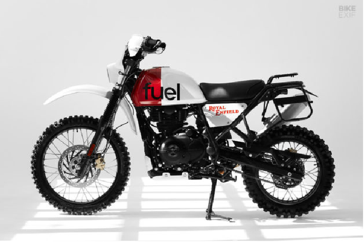 Khối động cơ một xi lanh 411 phân khối của Himalayan có hiệu suất chỉ 24,5 mã lực và 32Nm - những con số không hề lớn, nhưng mức giá của nó cũng vậy (chỉ 4.499 đô). Ông chủ của Fuel là Karles Vives cho biết: “Chúng tôi cho rằng mẫu xe này có thể vận hành khá tốt ở dãy Atlas và sa mạc Ma-rốc. Tốc độ không quan trọng bằng sự nhẹ cân, khả năng xoay trở và sự giản đơn.”