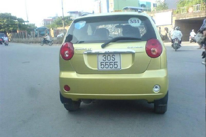 Chiếc Chevrolet Spark khác ở Hà Nội mang biển số tứ quý 5. (Ảnh: Fanpage Biển số đẹp)
