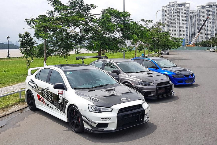 Sự nổi tiếng của Lancer Evolution trên toàn cầu có được là nhờ vào những thành công trên đường đua rally Thế giới WRC, khi nó cạnh tranh gay gắt với đối thủ "truyền kiếp" đồng hương Subaru Impreza WRX STI. Ngoài ra Lancer Evolution còn ghi đậm dấu ấn khi xuất hiện trong nhiều bộ phim hành động tốc độ như Thunderbolt, 2 Fast 2 Furious, The Fast & The Furious: Tokyo Drift...