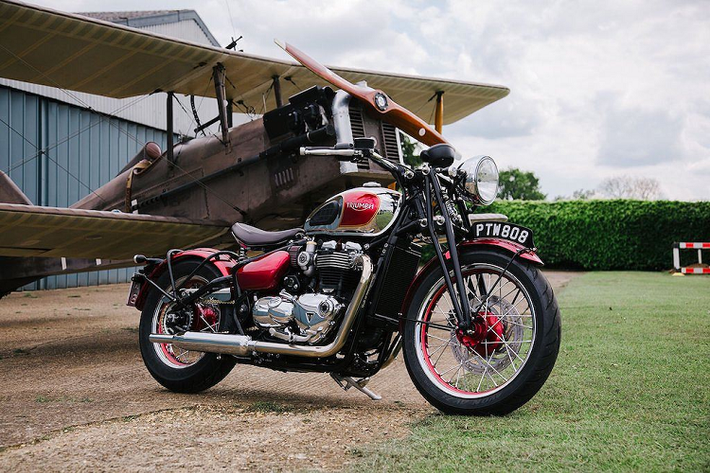 Giống như Triumph East London, Pure Triumph Wellingborough cũng mượn cảm hứng từ chiếc Speed Twin 5T đời 1938. Tuy nhiên so với bản độ còn lại, chiếc xe này có độ hoàn thiện cao hơn, khiến nó trông như vốn đã rời nhà máy Triumph với hình dạng như trong hình.