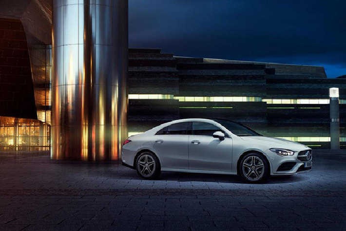 Mercedes từng giới thiệu mẫu CLA Coupe thế hệ mới tại triển lãm CES 2019 tại Las Vegas, Mỹ hồi đầu năm. Mẫu xe coupe bốn cửa Mercedes CLA 250 AMG 2020 được phát triển dựa trên nền tảng dòng A-Class.