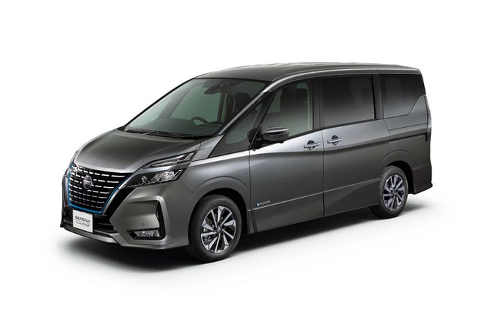 Những chiếc Serena sử dụng hệ thống hybrid e-Power sở hữu các bánh xe hợp kim 16 inch độc quyền. Ngoài 12 màu sơn trước đây Nissan Serena 2020 được bổ sung thêm hai lựa chọn mới là: Sunrise Orange và Dark Metal Grey, cả hai đều có thể kết hợp với tùy chọn nóc màu đen Diamond Black để đem lại hiệu ứng tông màu kép.