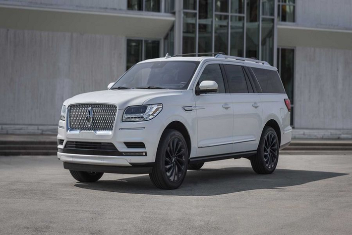 Giá xe Lincoln Navigator 2020 có lẽ sẽ được tiết lộ vào thời điểm xe sắp được bán ra (11/2019).