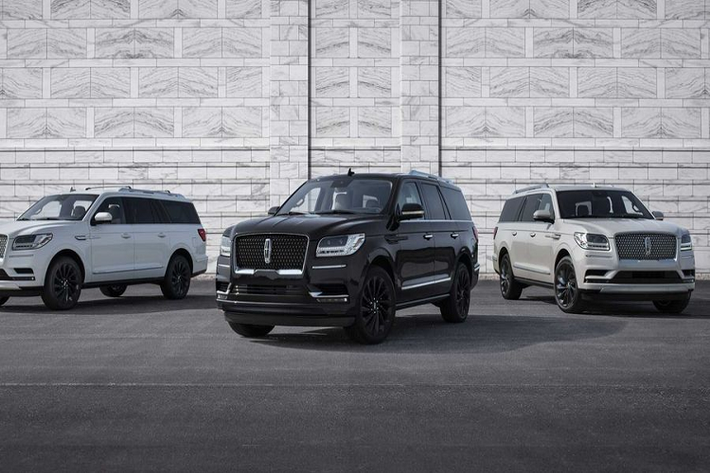 Để giữ chân các vị khách của mình, thương hiệu xe sang Lincoln đã cập nhật mẫu xe Lincoln Navigator 2020 mới, chiếc SUV cao cấp cỡ lớn mới này sẽ được bổ sung khá nhiều tính năng tiêu chuẩn đáng giá.