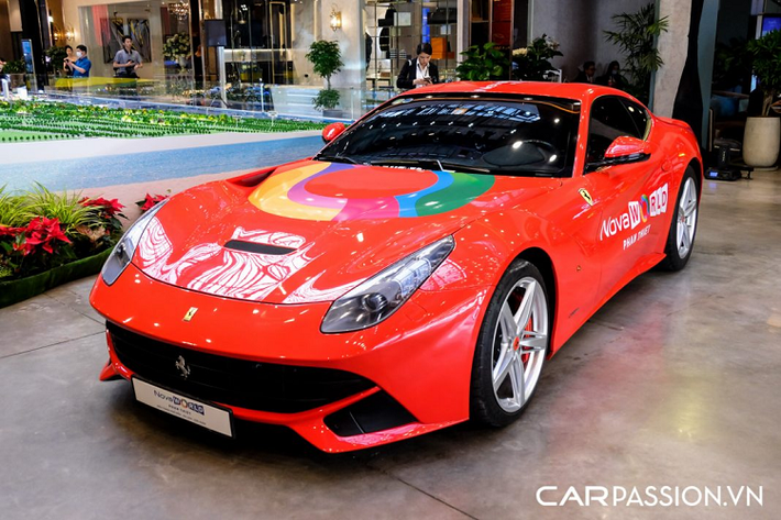 Ra mắt tại Geneve Motorshow năm 2012, Ferrari F12 Berlinetta mới ra đời nhằm mục đích thay thế người tiền nhiệm 599 GTO. F12 Berlinetta được thương hiệu siêu xe Ý sản xuất và bán ra thị trường trong vòng 5 năm, trước khi được thế chỗ bởi Ferrari 812 Superfast. Việc chấm dứt dây chuyền sản xuất dòng xe này cũng đồng thời đánh dấu F12 Berlinetta là mẫu xe cuối cùng được thiết kế dưới sự hợp tác giữa Ferrari và nhà thiết kế lừng danh Pininfarina.