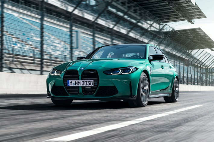 BMW M3 2021 mới sẽ hoàn tất bộ sưu tập 3-Series được sản xuất toàn bộ tại nhà Munich. Điều đó có nghĩa 3-Series Sedan và 3-Series Touring, gồm tất cả model plug-in hybrid, xăng và diesel, sẽ xuất xưởng trên cùng dây chuyền.