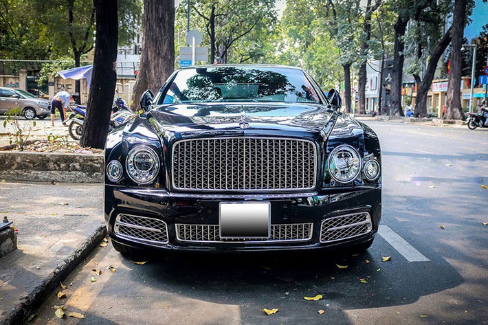 Hiện chưa rõ mức giá xe Bentley Mulsanne W.O. Edition độc nhất vô nhị tại Việt Nam, chỉ biết rằng, lúc mới ra mắt thị trường nước ngoài, chiếc xe có giá bán khởi điểm khoảng 400.000 đô la, tương đương 9,4 tỷ đồng. Còn Bentley Mulsanne W.O. Edition ra mắt tại Hồng Kông có giá lên đến 6.108.480 đô la Hồng Kông, tương đương 18 tỷ đồng.