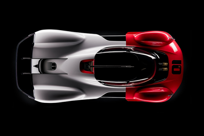 Giờ đây, công chúng đã có cơ hội biết đến Porsche Vision 920 bí ẩn thông qua cuốn sách “Porsche Unseen” mới phát hành, và thiết kế của nó trông có vẻ phù hợp đường đua Le Mans hơn là đường phố đô thị, và chuyện này không phải là trùng hợp ngẫu nhiên.