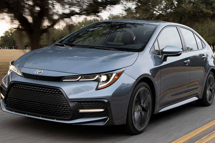4. Toyota Corolla Hybrid 2021 - 4,52L/ 100km