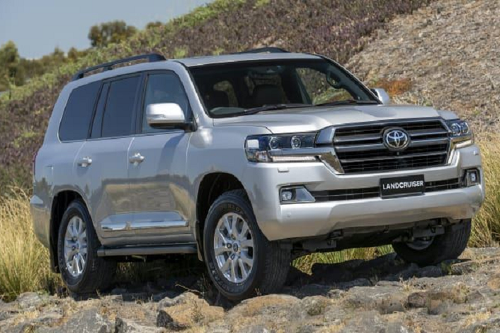 Mẫu xe SUV Toyota Land Cruiser 200 Series là thế hệ sản phẩm vô cùng thành công của thương hiệu SUV địa hình Nhật Bản.