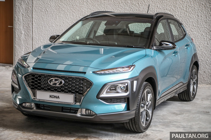 Sau một thời gian hé lộ, Hyundai vừa ra mắt Hyundai Kona 2020 mới tại Malaysia. Kona là mẫu xe đáng chú ý thứ 2 được ra mắt tại Malaysia trong thời gian gần đây. Cách đây vài ngày, Mitsubishi đã làm lễ xuất xưởng lô Xpander đầu tiên.