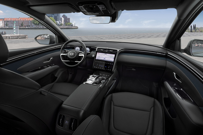 Chiếc xe SUV Hyundai Tucson 2021 cho phép người lái cá nhân hóa các cài đặt về chỗ ngồi, định vị, âm thanh... Chế độ Valet cho phép chiếc xe giấu đi những cài đặt của chủ xe khi cho người khác mượn xe.