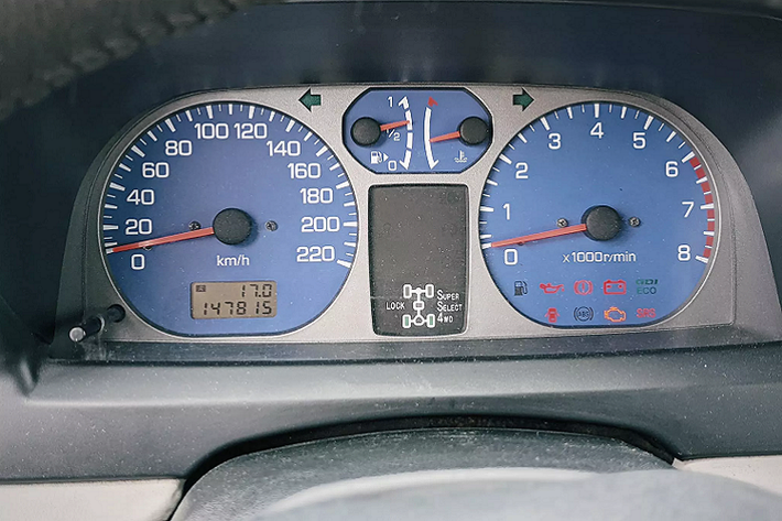 Được biết, chiếc Mitsubishi Pajero Pinin đời 2001 này là duy nhất tại Việt Nam. Chủ xe cho biết, xe được nhập khẩu đăng ký lần đầu vào 2002 và có nguồn gốc từ xe của Đại sứ quán.