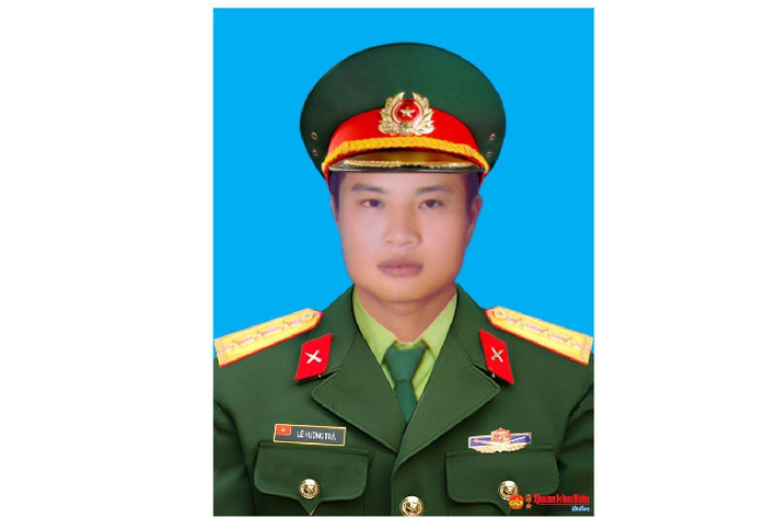 Thượng úy quân nhân chuyên nghiệp, liệt sĩ Lê Hương Trà (SN 1984), Lái xe ô tô, Phòng Tham mưu - Kế hoạch. Quê quán: Tiên Điền, Nghi Xuân, Hà Tĩnh. Huân chương Bảo vệ Tổ quốc hạng Ba; Huy chương Chiến sỹ vẻ vang hạng Nhất, Nhì, Ba. Lễ an táng tổ chức vào ngày 24/10 tại Nghĩa địa dòng họ, xã Tiên Điền, huyện Nghi Xuân, tỉnh Hà Tĩnh.