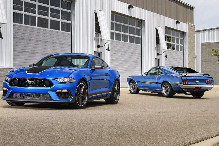Động cơ V8 5.0L của Mustang Mach 1 chia sẻ nhiều bộ phận chung với động cơ của Shelby GT350 bao gồm: đường ống nạp, hệ thống làm mát dầu động cơ giúp tăng khả năng làm mát dầu động cơ lên 50%.