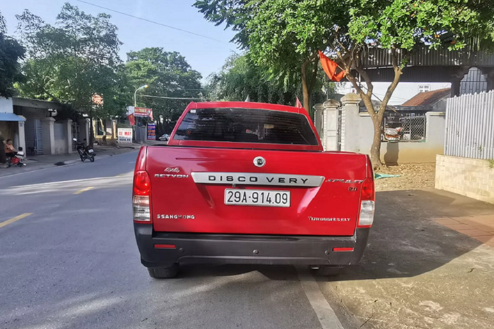 Hiện tại trên thị trường xe cũ, giá xe bán tải SsangYong Actyon Sport đời 2010 khoảng dưới 400 triệu đồng, tuy nhiên nó khá hiếm khi được rao bán trên thị trường xe cũ.