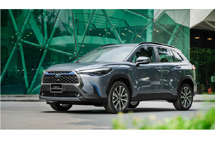 8. Toyota Corolla Cross: 1.548 xe Sau khoảng 3 tháng ra mắt thị trường ôtô Việt Nam, tân binh Toyota Corolla Cross đã góp mặt vào Top 10 ôtô bán chạy nhất với 1.548 xe bán ra trong tháng 10/2020, tăng 394 xe so với tháng 9/2020.