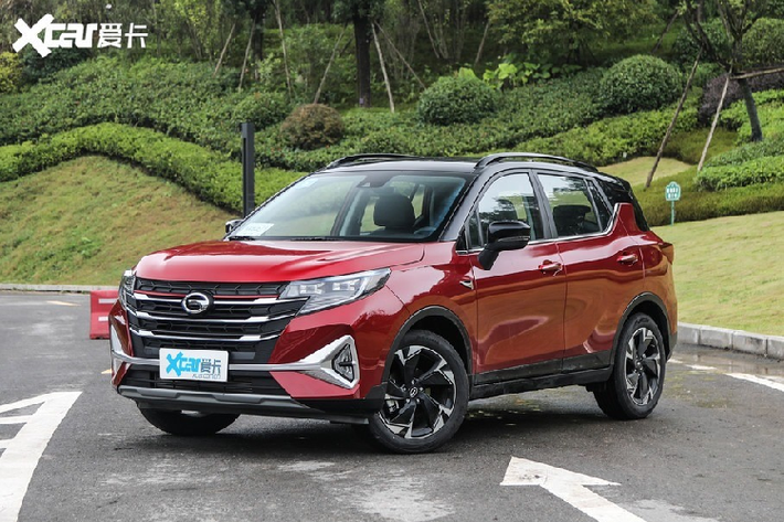 Trumpchi GS3 Power 2020 mới là một mẫu crossover hãng C vừa được giới thiệu tại thị trường Trung Quốc nhưng chưa có giá bán cụ thể, và những hình ghi đó cũng chưa thực sắc nét rõ ràng. Giờ đây, Trumpchi GS3 Power đã công bố giá bán cụ thể, và chúng ta cũng có những bức hình kỹ càng, đẹp hơn về mẫu xe giá mềm này.