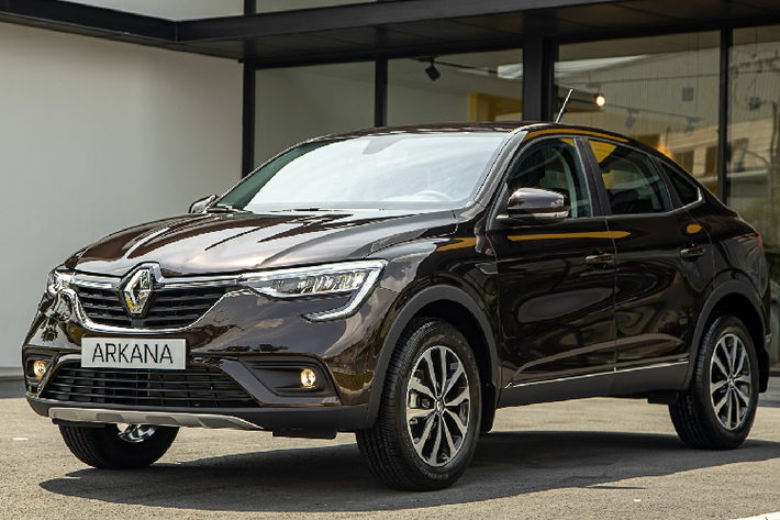 Renault xuất hiện tại Việt Nam trong khoảng thời gian từ 2010-2017. Đến năm 2020 này, Renault đánh dấu sự trở lại thị trường Việt Nam bằng danh mục sản phẩm hoàn toàn mới với hai mẫu crossover Renault Arkana 2020 mới và Kaptur, xe được nhập khẩu nguyên chiếc từ châu Âu.