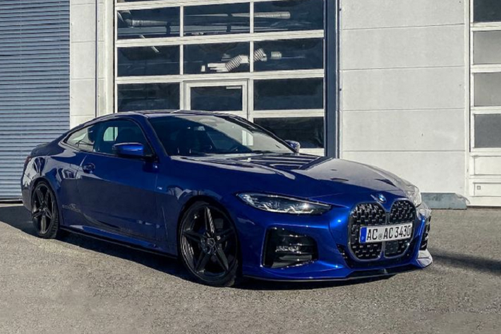 Đầu tiên, AC Schnitzer trang bị cho BMW 4-Series Coupe 2021 mới bộ mâm xe hợp kim nhẹ AC1 19 inch và 20 inch, hoàn thiện trong tông màu BiColor Silver/Anthracite hoặc Anthracite, đi kèm là các lốp mới thể thao hơn.