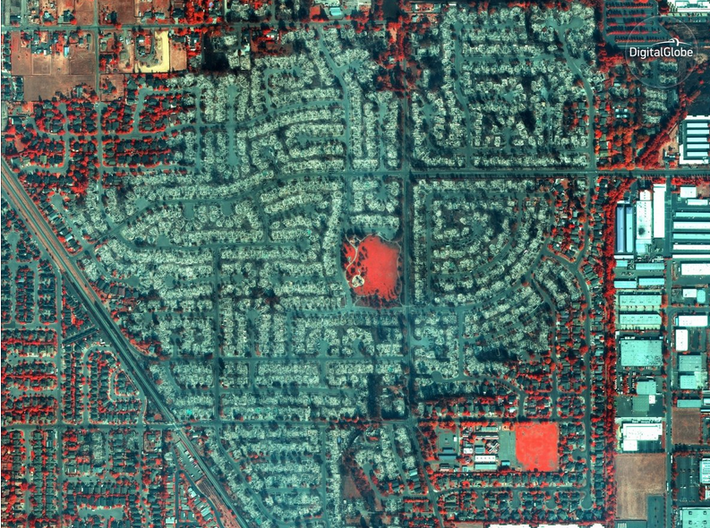 Chương trình dữ liệu mở của vệ tinh DigitalGlobe đã cung cấp thông tin chi tiết về nhiều vụ hỏa hoạn diễn ra tại California vào năm 2017, bao gồm cả vụ cháy của Tubbs Bắc California và các vụ hỏa hoạn ở Thomas và Creek của Nam California. Công viên Coffey Park ở Santa Rosa bị thiệt hại nặng nề. Nguồn ảnh: Space.